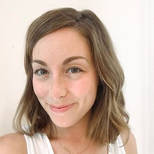 Meet your Posher, Abbey